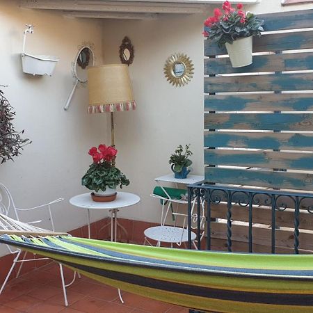 Hotel Hostal Chic Sant Feliu de Guíxols Quarto foto